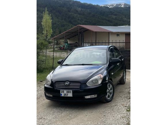 Sahibinden Hyundai Accent Era 1.5 CRDi-VGT Team 2008 Model Erzincan 238.000 km Siyah