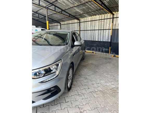 Sahibinden Renault Megane 1.3 TCe Joy 2022 Model