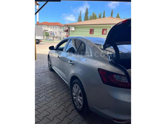 Sahibinden Renault Megane 1.3 TCe Joy 2022 Model