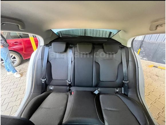Sahibinden Renault Megane 1.3 TCe Joy 2022 Model