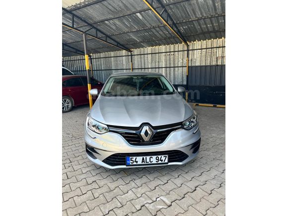 Sahibinden Renault Megane 1.3 TCe Joy 2022 Model
