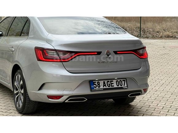 Sahibinden Renault Megane 1.5 Blue DCI Icon 2023 Model 