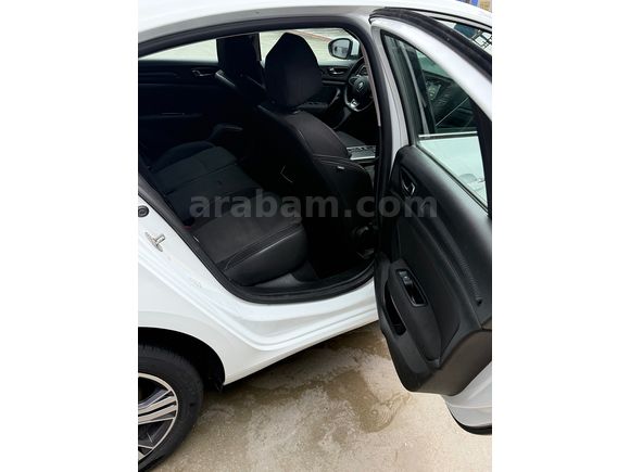 Sahibinden Renault Megane 1.3 TCe Touch 2023 Model 