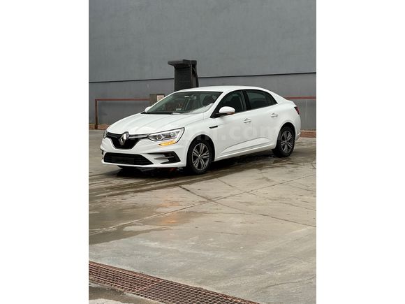 Sahibinden Renault Megane 1.3 TCe Touch 2023 Model 