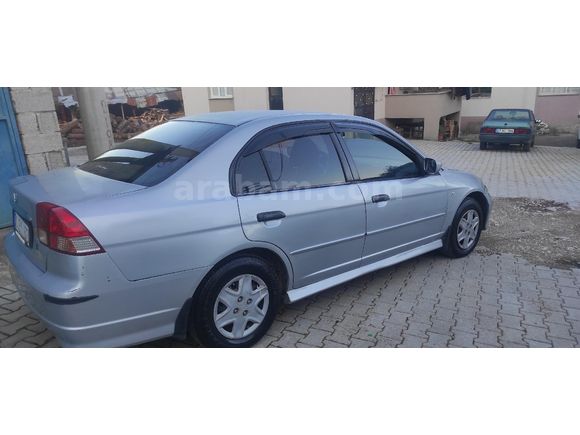 Sahibinden Honda Civic 1.6i VTEC LS 2004 Model