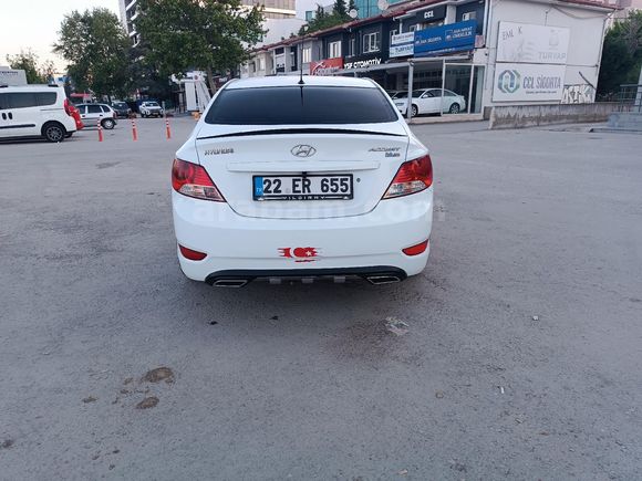 Sahibinden Hyundai Accent Blue 1.6 CRDI Mode Plus 2012 Model Edirne