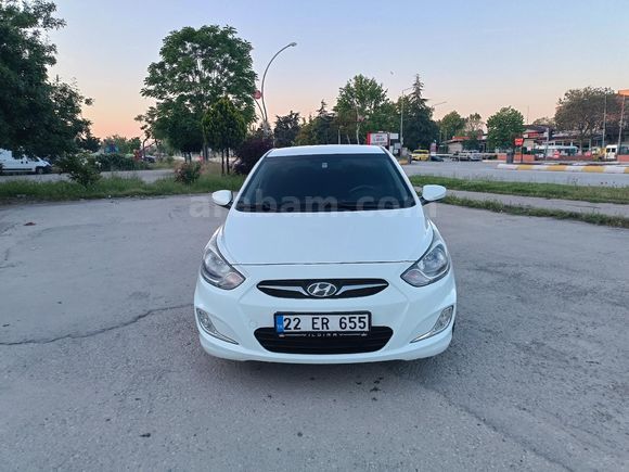 Sahibinden Hyundai Accent Blue 1.6 CRDI Mode Plus 2012 Model Edirne