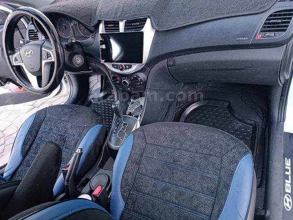 Sahibinden Hyundai Accent Blue 1.6 CRDI Mode Plus 2012 Model Edirne
