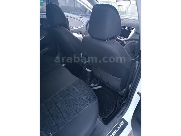 Sahibinden Hyundai Accent Blue 1.6 CRDI Mode Plus 2012 Model Edirne