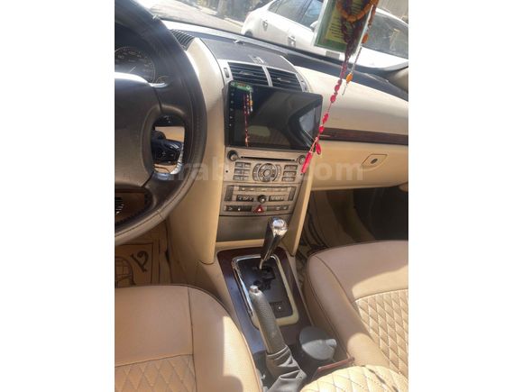 Sunrooflu otomatik D segment konforlu makam aracı takas olur  