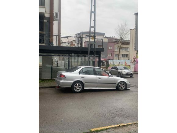 Sahibinden Honda Civic 1.6 i ES 2000 Model 