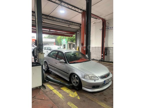 Sahibinden Honda Civic 1.6 i ES 2000 Model 