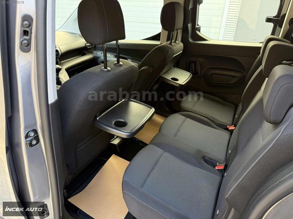 İNCEK AUTO'DAN-1.2 PURETECH EASY-2025-HATASIZ-25.500 KM