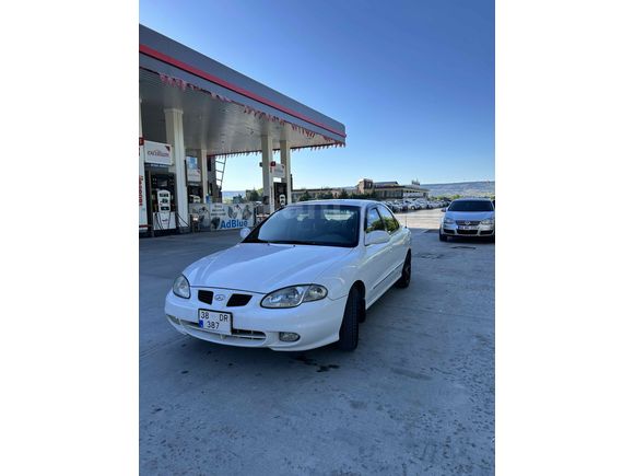 SAHİBİNDEN 2001 MDL 1.6 GLS KLİMALI-ABS’Li ÖZEL PLAKALI