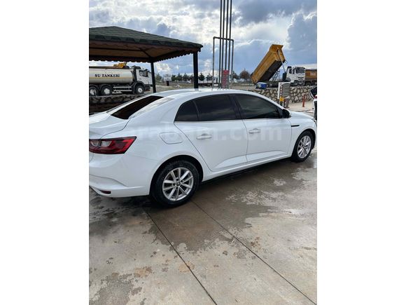 Sahibinden Renault Megane 1.5 dCi Touch 2019 Model 