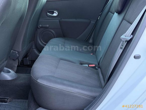 2011 Renault Clio 1.2 HB Extreme HATASIZ BOYASIZ