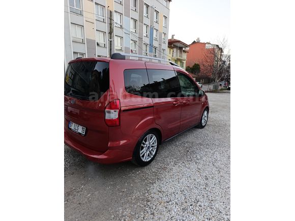 Sahibinden Ford Tourneo Courier 1.6 TDCi Titanium Plus 2014 Model