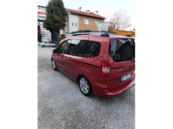 Sahibinden Ford Tourneo Courier 1.6 TDCi Titanium Plus 2014 Model