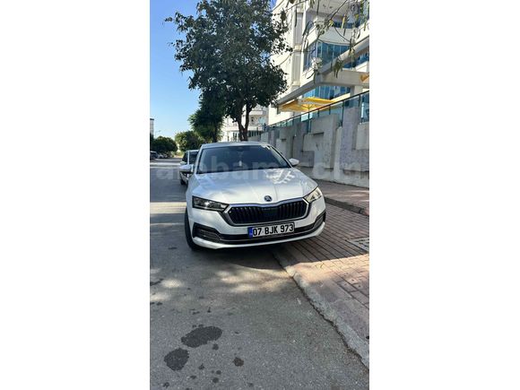 Sahibinden Skoda Octavia 1.0 e-Tec Premium 2023 Model 