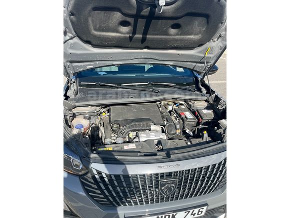 Doktordan Peugeot 2008 1.2 PureTech Allure 2024 Model 