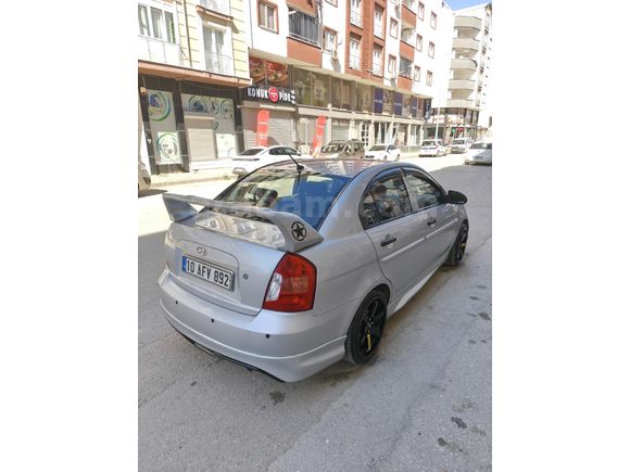 Sahibinden Hyundai Accent Era 1.4 Team 2010 Model