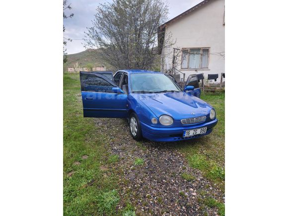273 BİNDE TOYOTA COROLLA 1.6 KLİMALI LUN