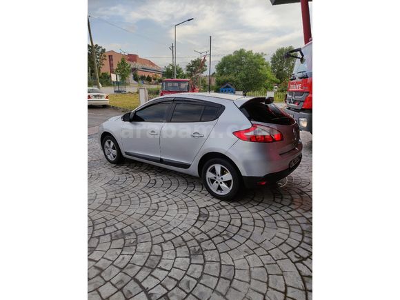 Sahibinden Renault Megane 1.5 dCi Expression 2012 Model 330.000 km Gri (Gümüş)
