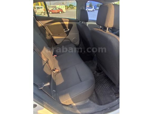 HMS OTOMOTİV DEN TEMİZ MEGANE 3