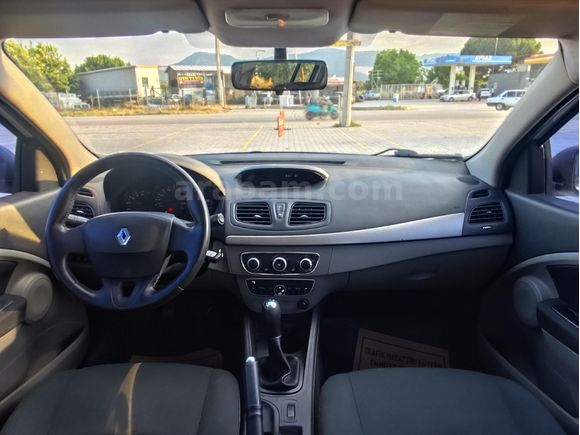 HMS OTOMOTİV DEN TEMİZ MEGANE 3
