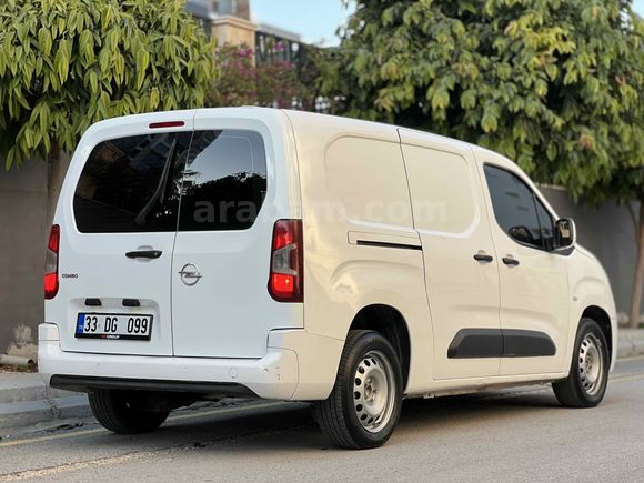 Sahibinden Opel Combo 1.5 CDTI Elegance 2021 Model  145.000 km Beyaz