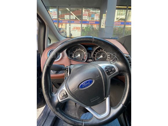 Sahibinden Ford Fiesta 1.6 Titanium 2013 Model 