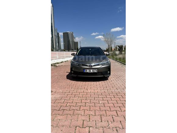 Toyota Corolla 1.33 Life 2016 Model