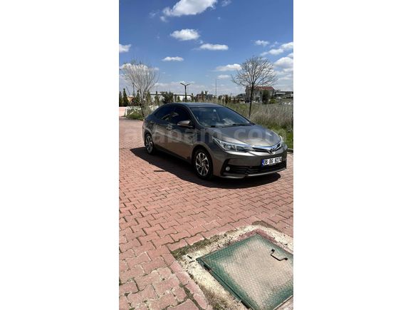 Toyota Corolla 1.33 Life 2016 Model