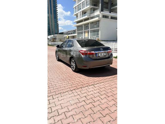Toyota Corolla 1.33 Life 2016 Model