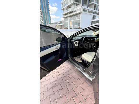 Toyota Corolla 1.33 Life 2016 Model