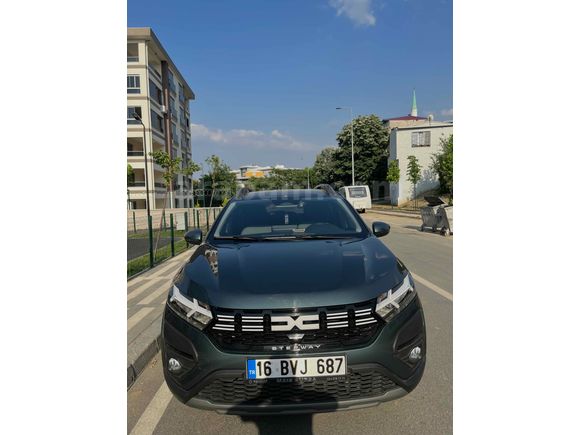 2 BIN KILOMETREDE Dacia Sandero Stepway 1.0 Tce Expression 2025 Model 
