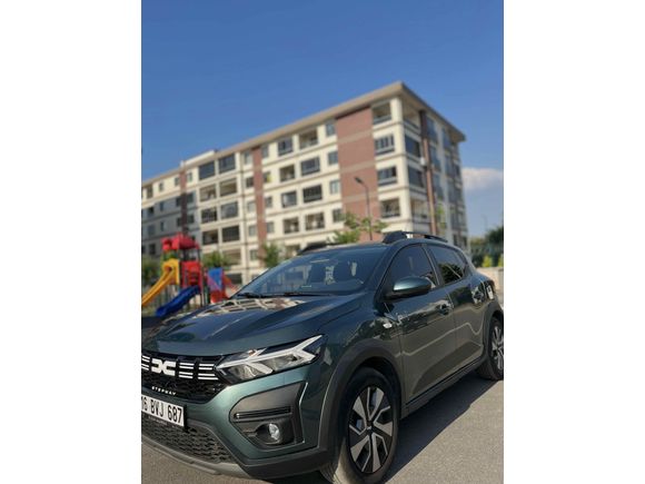 2 BIN KILOMETREDE Dacia Sandero Stepway 1.0 Tce Expression 2025 Model 