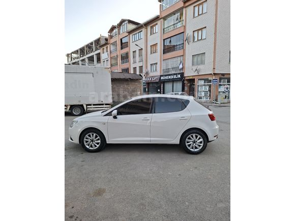 Sahibinden Seat Ibiza 1.4 Style 2012 Model