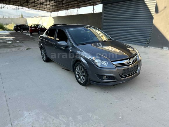 Galeriden Opel Astra 1.3 CDTI Enjoy 111.Yıl 2010 Model Hatay