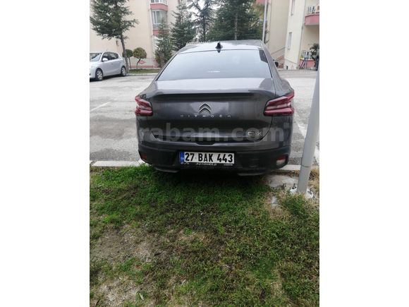 Sahibinden Citroen e-C4 X Shine Bold 2024  MODEL DÜŞÜK KM