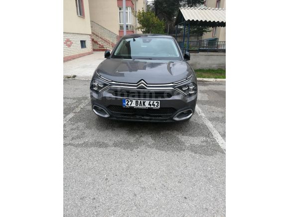 Sahibinden Citroen e-C4 X Shine Bold 2024  MODEL DÜŞÜK KM
