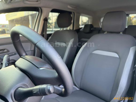 YÜCEYURT 2020 DACİA DUSTER 1.5BLUEDCİ 179.000KM