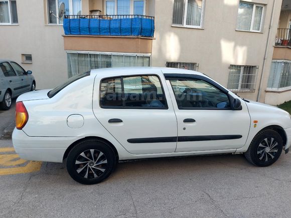 Sahibinden Renault Clio 1.4 RNA 2001 Model