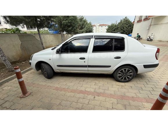 Sahibinden Renault Clio 1.4 2005 orjinal kilometre