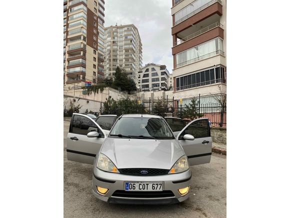Sahibinden Ford Focus 1.6 Collection 2004 Model  330.000 km Gri