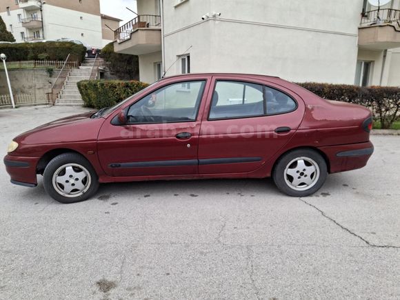 Sahibinden Renault Megane 2.0 RXT 1998 Model