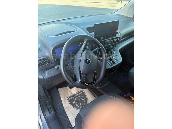 Sahibinden Opel Combo 1.5 130 HP AT8 Edition 2025 Model 