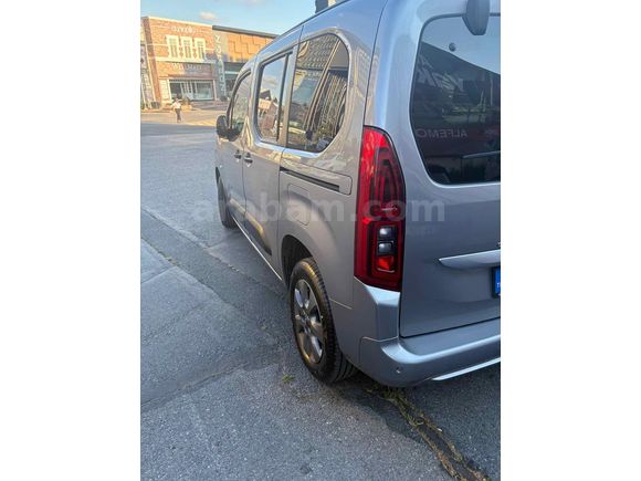 Sahibinden Opel Combo 1.5 130 HP AT8 Edition 2025 Model 