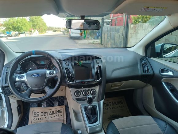 Sahibinden Ford Focus 1.6 TDCi Trend X 2014 Model 126  binde km de.  z