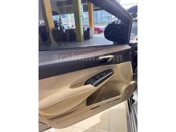 Sahibinden Honda Civic 1.6i VTEC Elegance 2009 Model 